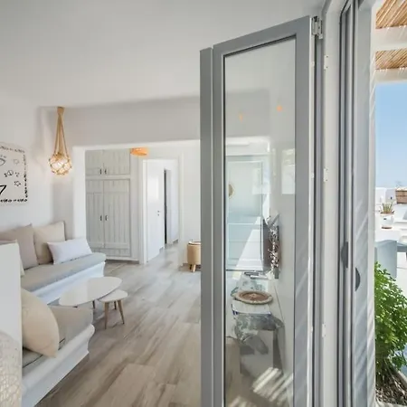 Luna Bianca, Located In Stelida Naxos Area.