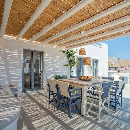 Luna Bianca, Located In Stelida Naxos Area.