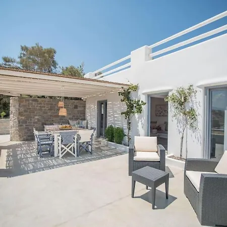 Luna Bianca, Located In Stelida Naxos Area. Villa Stelida (Naxos)